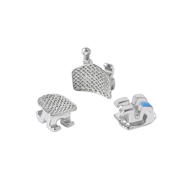 Alignements Malocclusions Braces orthopédiques Roth MBT Braces métalliques et céramiques