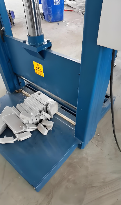 Customized 5.5KW Vertical Hydraulic Rubber Cutting Machine Automatic Rubber Guillotine Cutter Machine