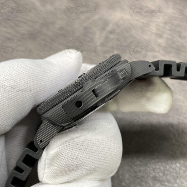 Panerai Submersible Carbotech PAM00960 Luminor Marina Carbotech 44mm Automatic Watch