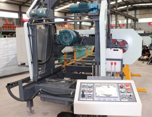 MJH1000 Petrol/diesel engine auto rolling wood horizontal band sawmill