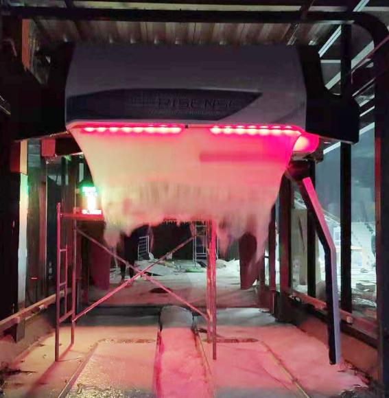 Automatic End Touchless Car Wash Equipment 360 Degree Swing Bright Wax Spray System