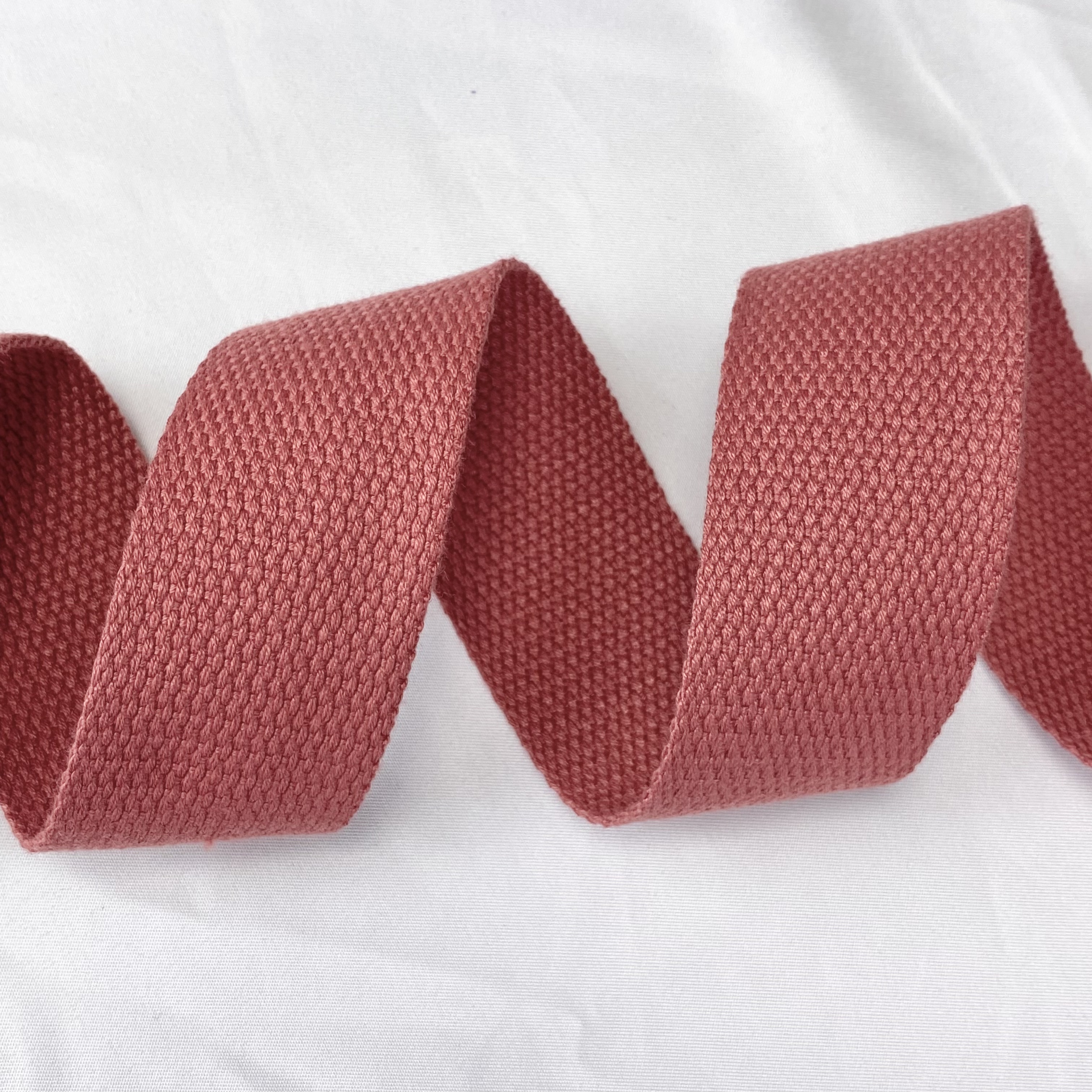 Soft bead Polyester-cotton webbing in a variety of colors Dupont Tote bag strap Textiles