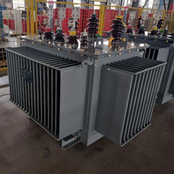 Oil Immersed Distribution Transformer 0.4kV to 33kV Dyn11 Yyn0 Three Phase Power Transformer Manufacturer