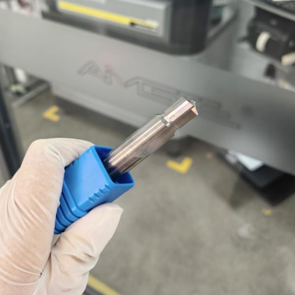 Anti Chipping Solid Carbide Drill Bit Coolant Through Deep Hole Drill Smooth Surface OEM
