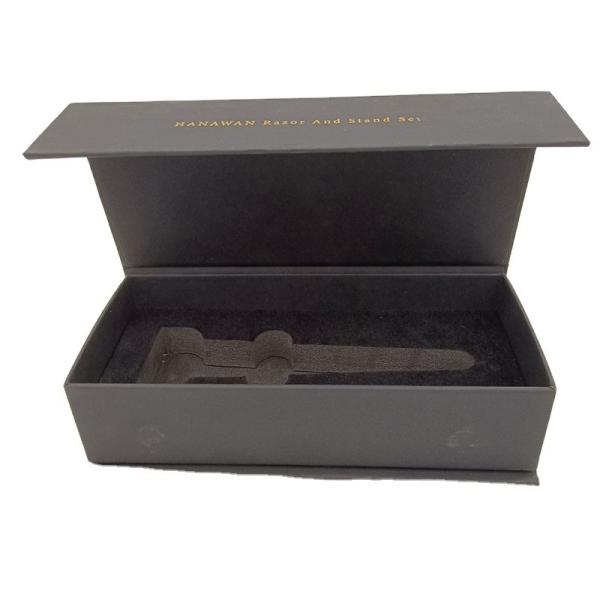 Black Magnetic Gift Box / Luxury Magnetic Closure Rigid Boxes With Eva Satin Insert