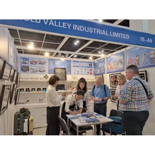 Country Flag Multifunctional World Football Bottle Opener Keychain for Football Soccer Fans Gift Souvenir