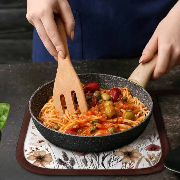 Custom Colorful Sublimation Blank Printable Polyester Pot Holder Waterproof Heat Resistant Dishwasher Safe
