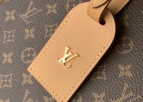 Ladies Leather 7.5cm Circular Push Lock Crossbody Bag With Mental Ornament