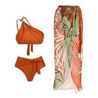 Costumes de bain en trois pièces avec couleur rouge et support sans fil