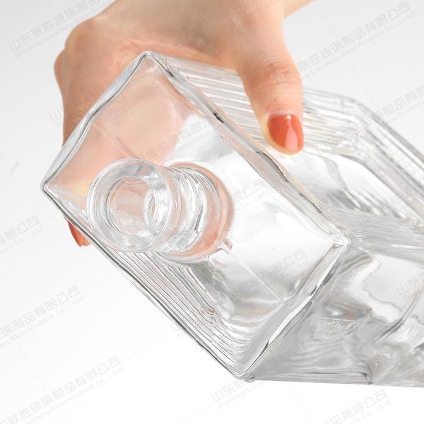 Glass Bottles For Beverage Customized Color Tequila Rum Gin Bottles