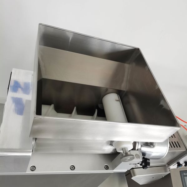 Small Protein Bar Extruder Machine Papa P307 60-90 pcs per Minute Output