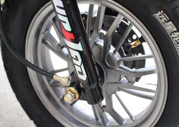 gas motor scooter 50cc 125cc 150cc GY6 engine 139QMB 152QMI 157QMJ alloy wheel white plastic body
