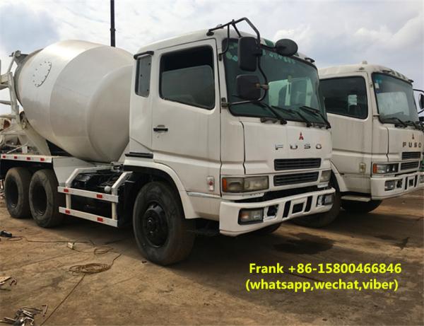 Used Small Load Concrete Trucks , Mitsubishi Mixer Truck Powerful Engine
