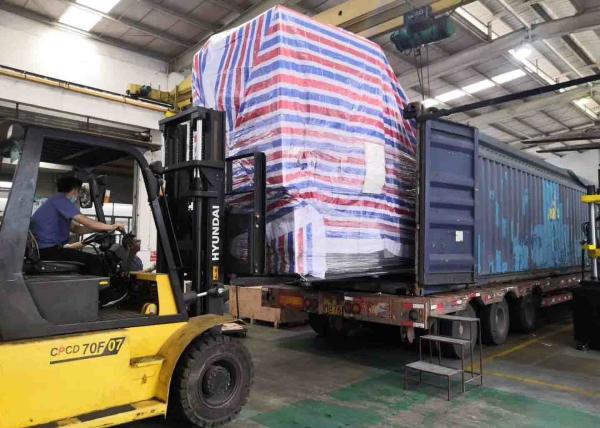 6 CAV PET PETG Stretch Blow Moulding Process 1.5L Bottle Injection Molding Machine