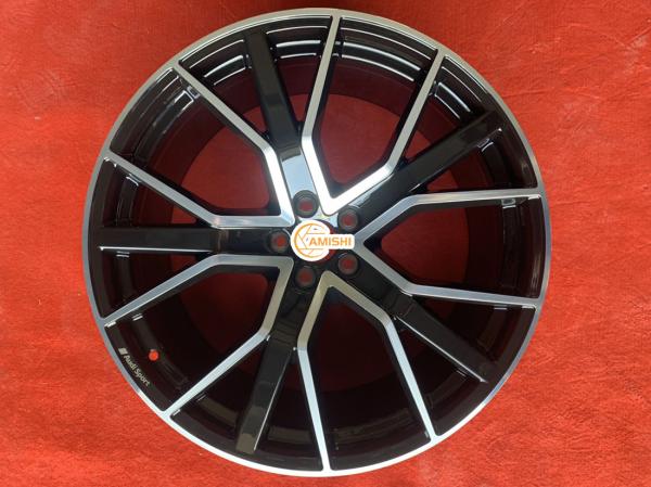 66.5 Hole 22 Inch Black Alloy Wheels , Cast 10J Car Alloy Rims