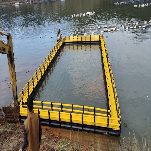 Reinforced Wide-frame Square Fish Cage Special for Windy River Water Areas