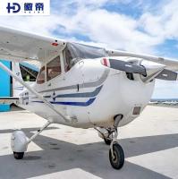 1955年に初飛行 セスナ172 スカイホーク 13000フィートまでのサービス天井