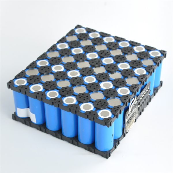 22.4V 24Ah LiFePO4 Battery Pack with 2000 Cycle Life for Power Tools and Energy Storage