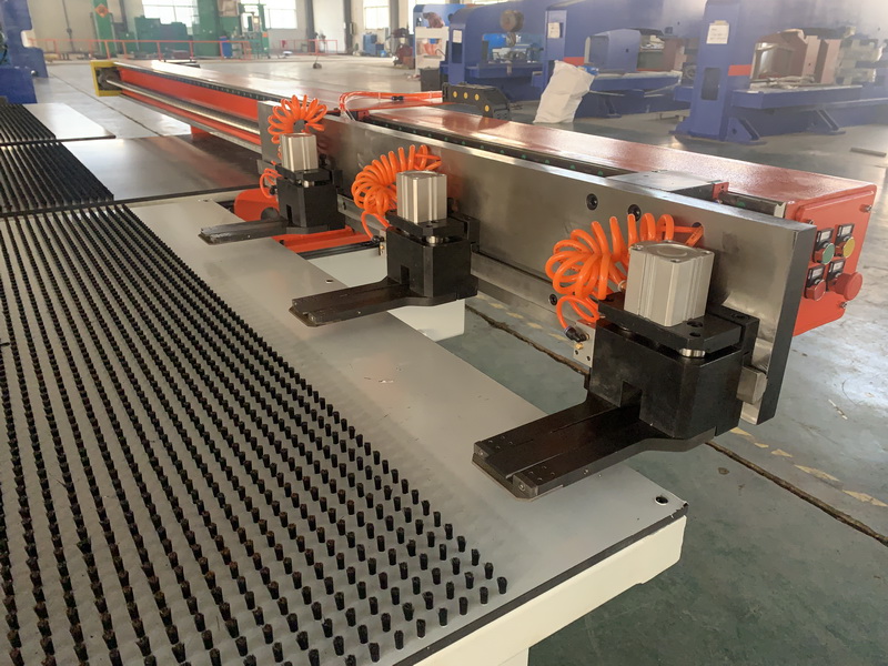процесс 40' пробивая прессы CNC листа 3mm механический плита стены контейнера