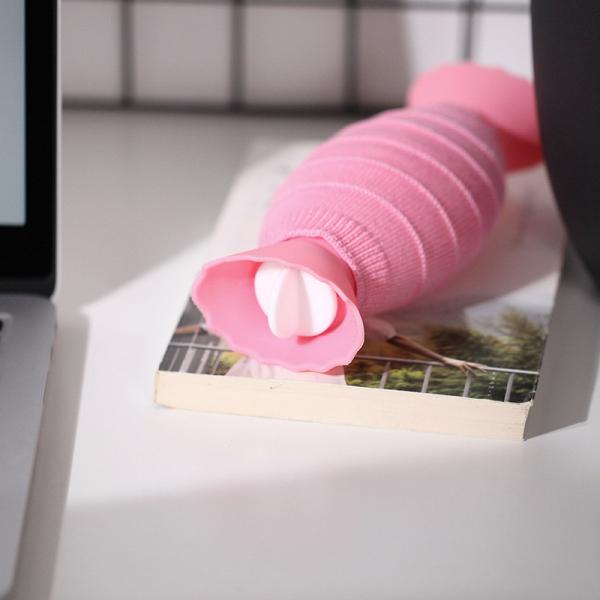 Bonbons cadeau bouteille d'eau chaude en silicone avec bouchon à vis pour le lit menstruel chauffage chaud et froid thérapie muscles douleurs dorsales