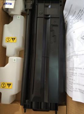 Черные патроны тонера KM TK675 Kyocera 2540 KM3040 KM 2560/KM3060