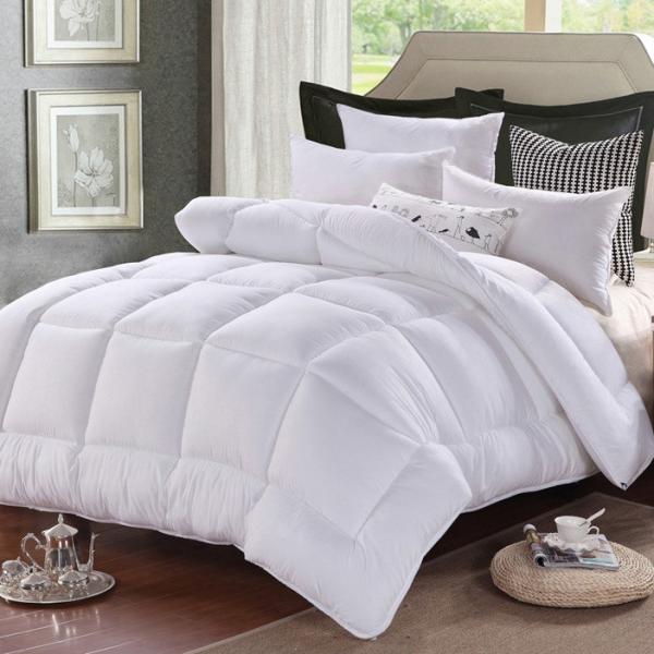 Breathable Hotel Bed Quilt Hotel Collection Queen Comforters For Adults