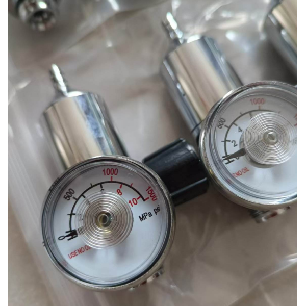 Made in China Valve for Aluminum Gas Cylinders CFV715/0.5