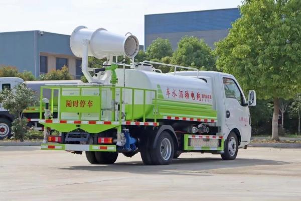 Dongfeng 4x2 5000l Water Tanker Trucks 5m3 Water Truck
