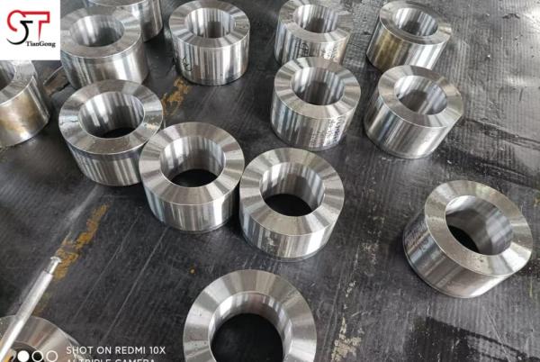 42CrNiMo C45 Forged Steel Flanges Polished Open Forging OEM
