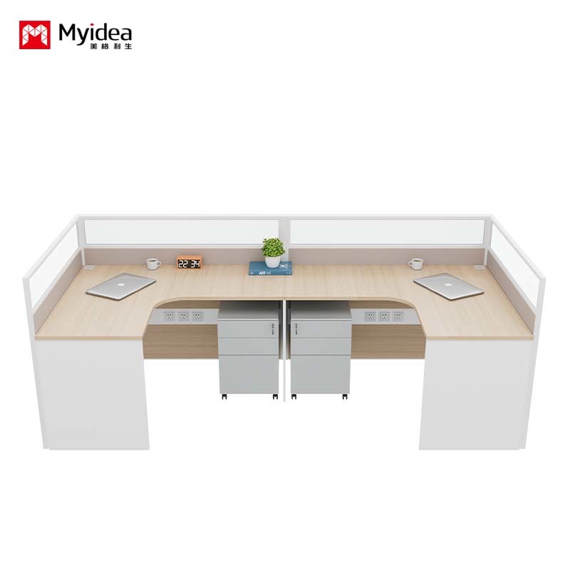 Commercial-Grade Wooden Office Desks with Tempered Glass Screens – Durable, Scratch-Resistant Surface, and Sturdy Construction for High-Traffic Workplaces.