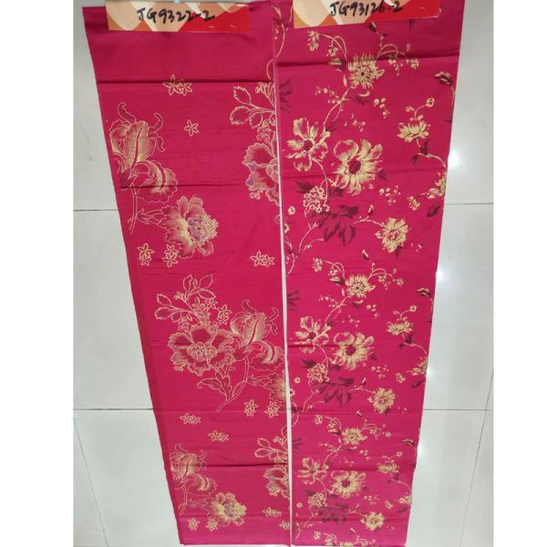 La chaîne de tissu de matelas de polyester imprimée par colorant a tricoté le textile à la maison