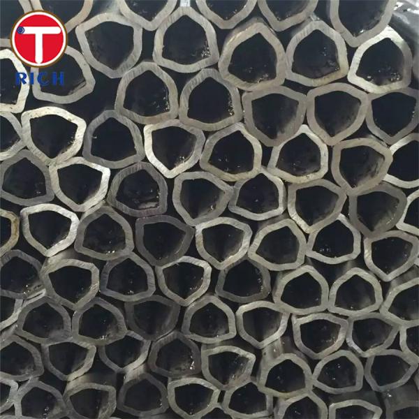 Tube triangulaire sans soudure en acier ST52 pour arbres agricoles