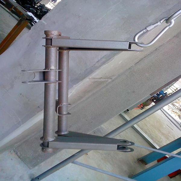 Rotary Hook Shot Blasting Machine For Small Metal Pendant / Steel Plate Workpiece