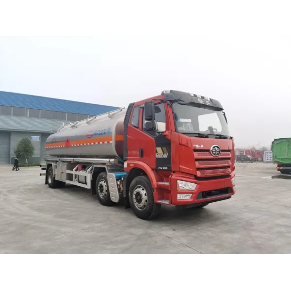 Heavy-Duty 18000L Fuel Tank Truck for Crude Oil Transportation