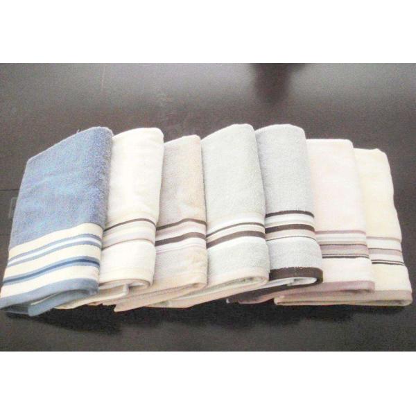 White Polyester Chenille Yarn , 5nm Fancy Knitting Yarn Environment Friendly