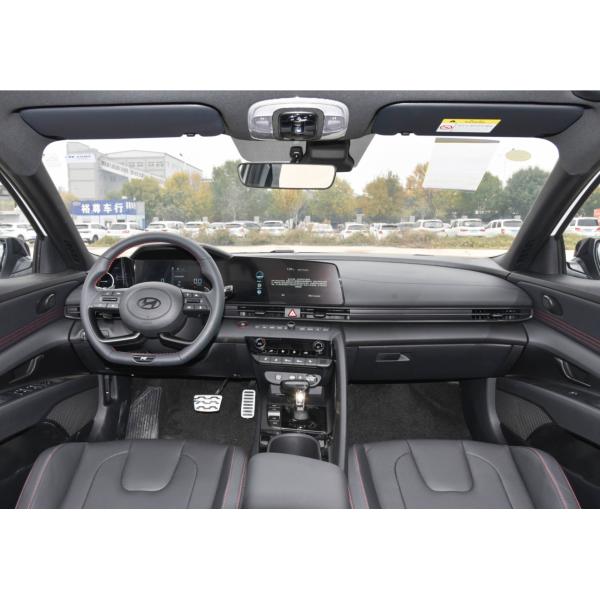 2023 Elantra 1.5L CVT GLX Elite Edition Бензиновый автомобиль Белый Черный