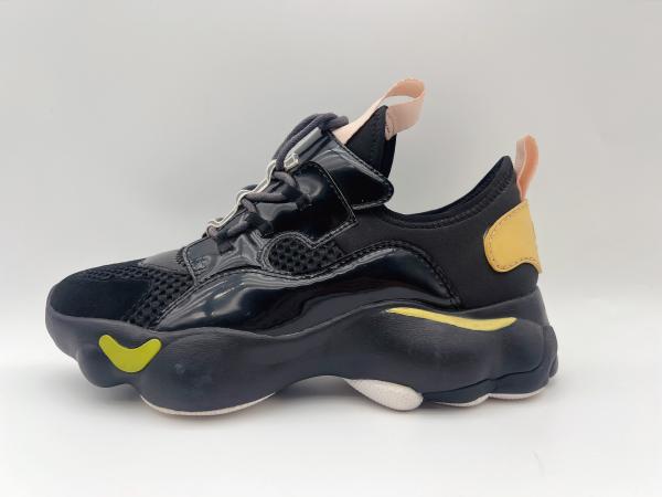 Black Ladies High Top Basketball Shoes Slip Resistant ODM / OEM
