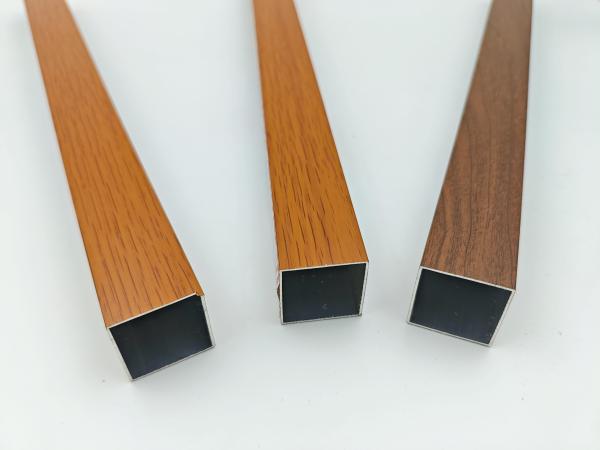 Rectangular Wood Grain Aluminum Profiles 0.8mm-1mm Aluminum Square Tube Profiles