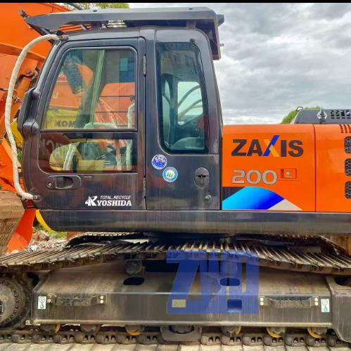 HITACHI 90% New ZX200-5G Used Excavator 2023 20 Ton Japan Original Zaxis ZX200-3 ZX200-3F ZX EX 200 EX200-5 Second Hand Digger
