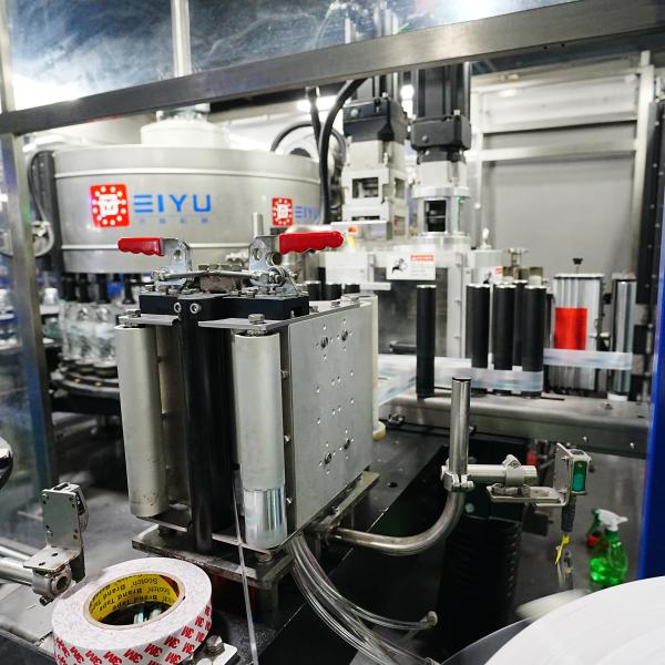 Yunnan Honghe Customer Site, 54,000 Bottles Per Hour High-speed OPP Labeling Machine