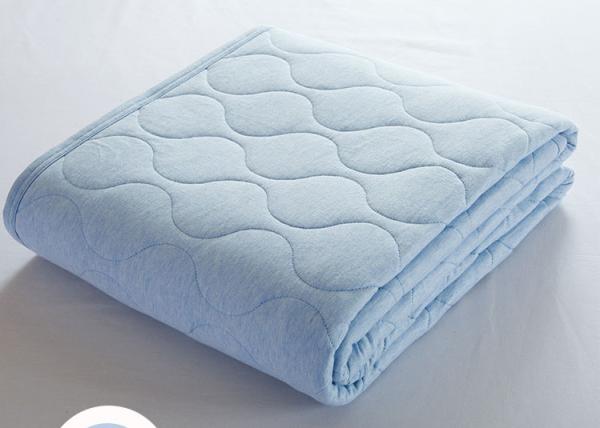 Embroidered King Size Down Alternative Comforter 100% Cotton Color / Pattern Customized