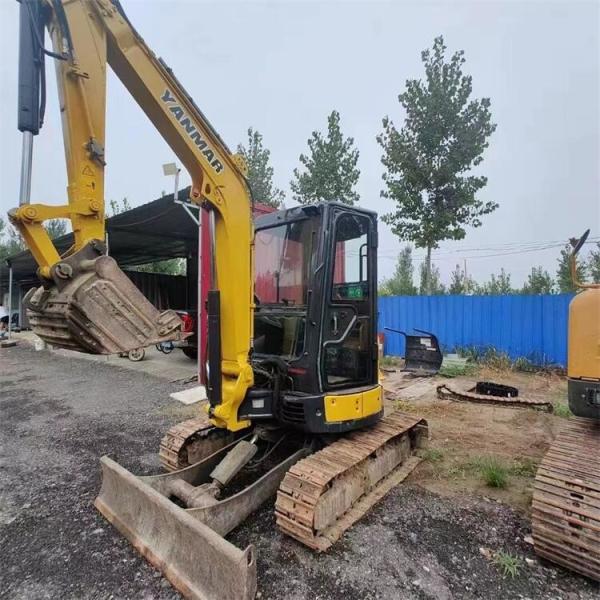 Excavadora Yanmar 35 Crawler com peso operacional de 3,6 toneladas e cilindro hidráulico original