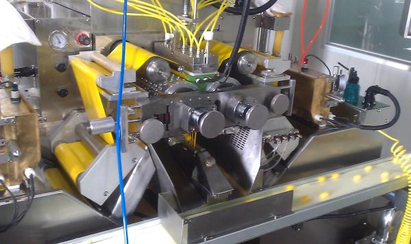 Oval / Oblong Oil Soft Capsule Making Machines