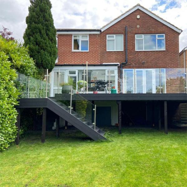 Modern Stainless Steel Frameless Glass Balustrade Toughened Safety Feature