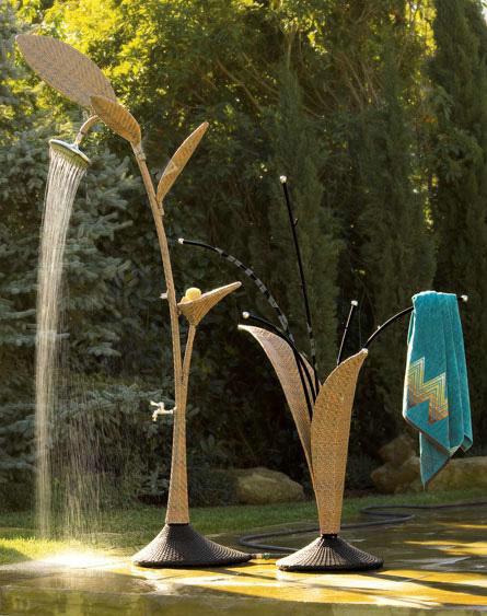 Hand-Woven Aluminum Frame And Resin Wicker Shower For Indoor