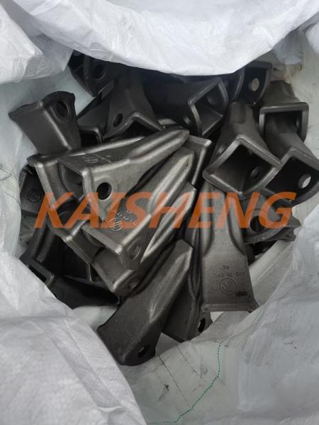 Komatsu Skid Loader Excavator Bucket Teeth Tips and Adapters Alloy Steel Material