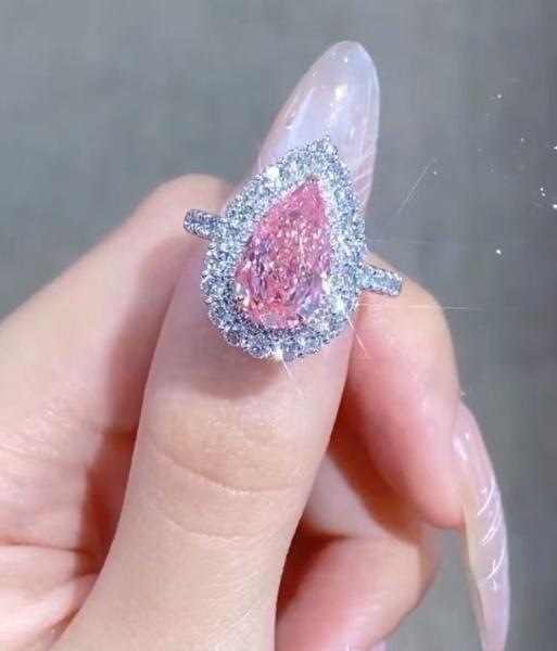 Anel de noivado de diamante rosa de corte de pêra casamento 18K ouro branco CVD anel de diamante