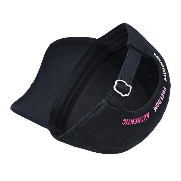 Couleur de ligne de couture personnalisable 5 Panneaux Bonnet de baseball avec détresse Style de pointe à courbe plane