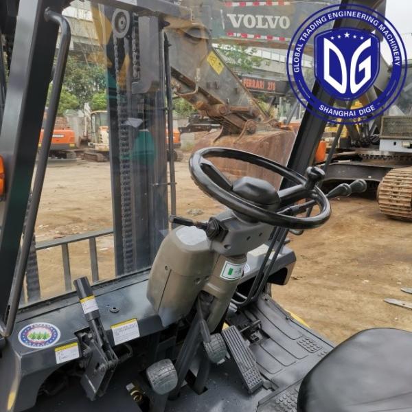 7 тонн Использованный вилочный погрузчик Komatsu