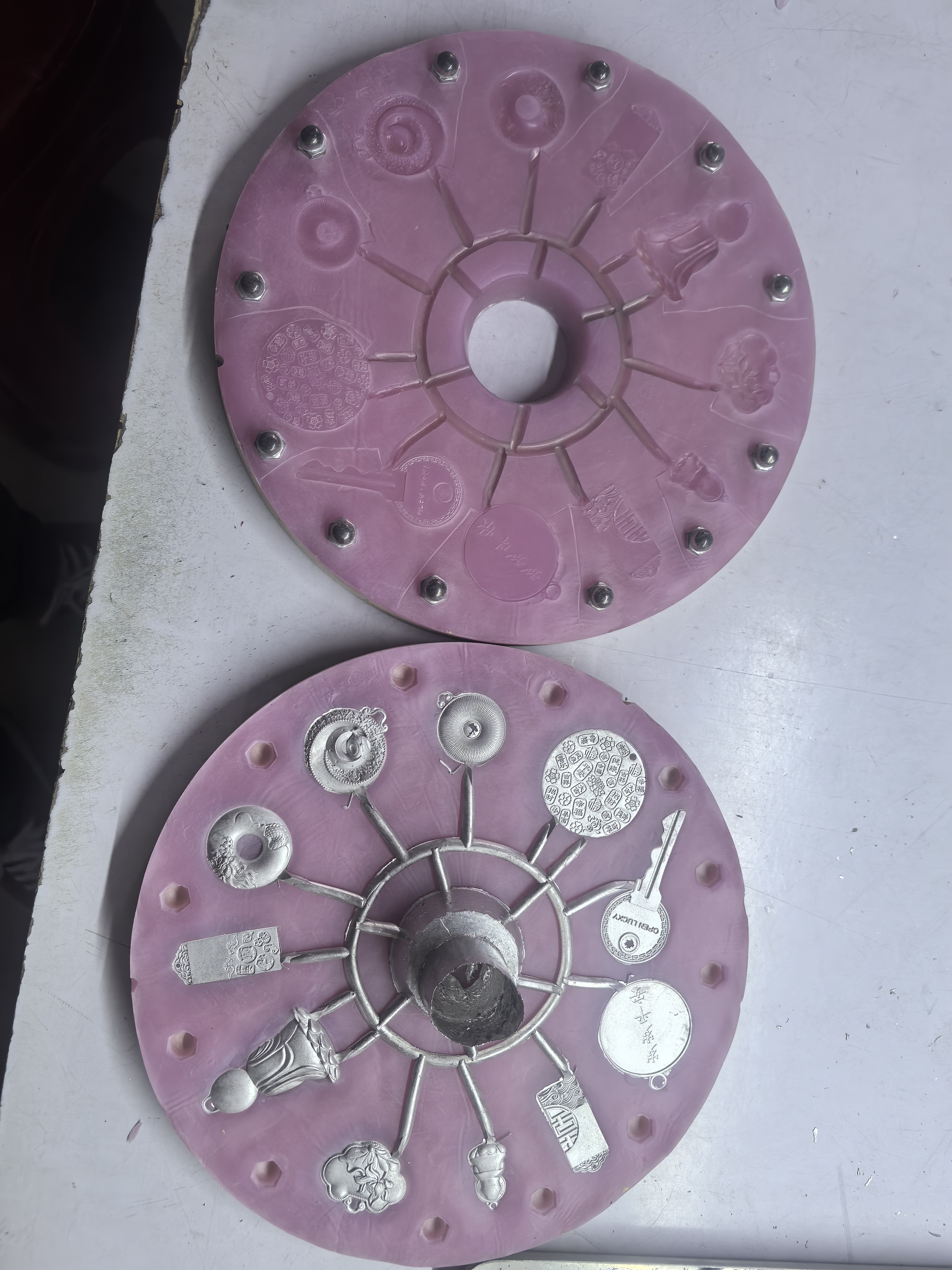 12 Inch Large Size Silicone Rubber Mould For Alloy Centrifugal Spin Casting